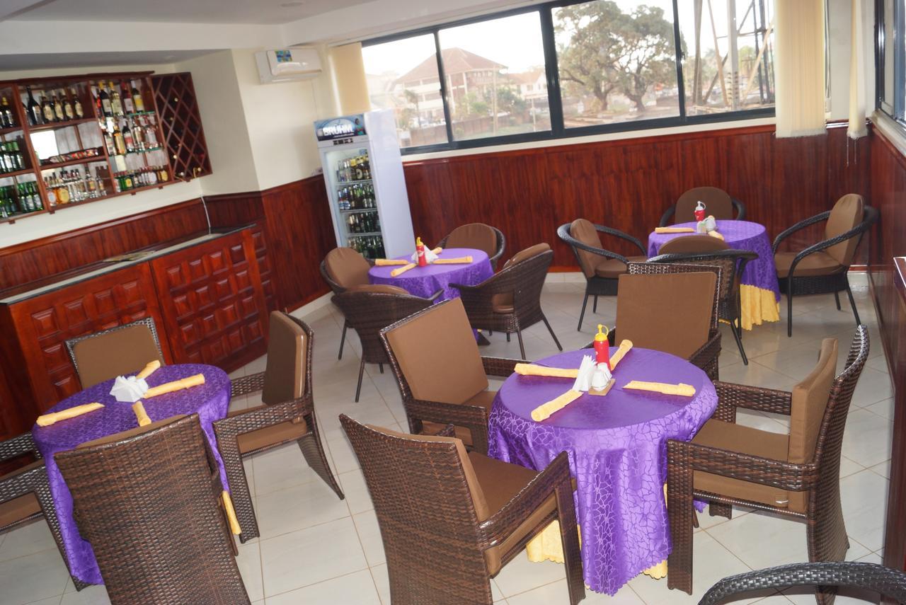 Hotel OK Kampala Buitenkant foto