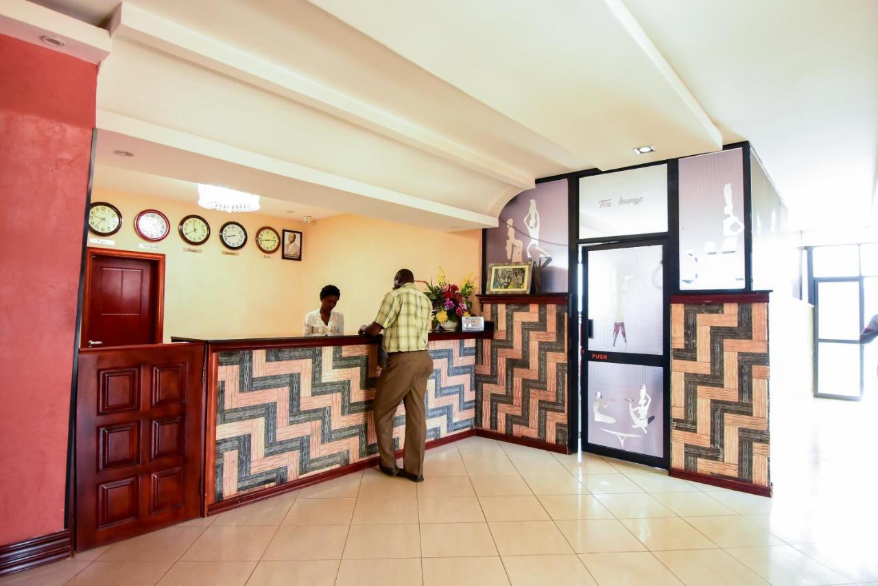 Hotel OK Kampala Buitenkant foto